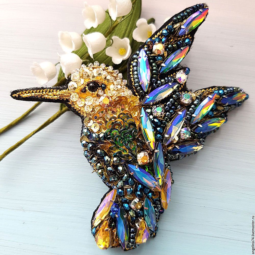 Кристина Павлюченко брошь Колибри