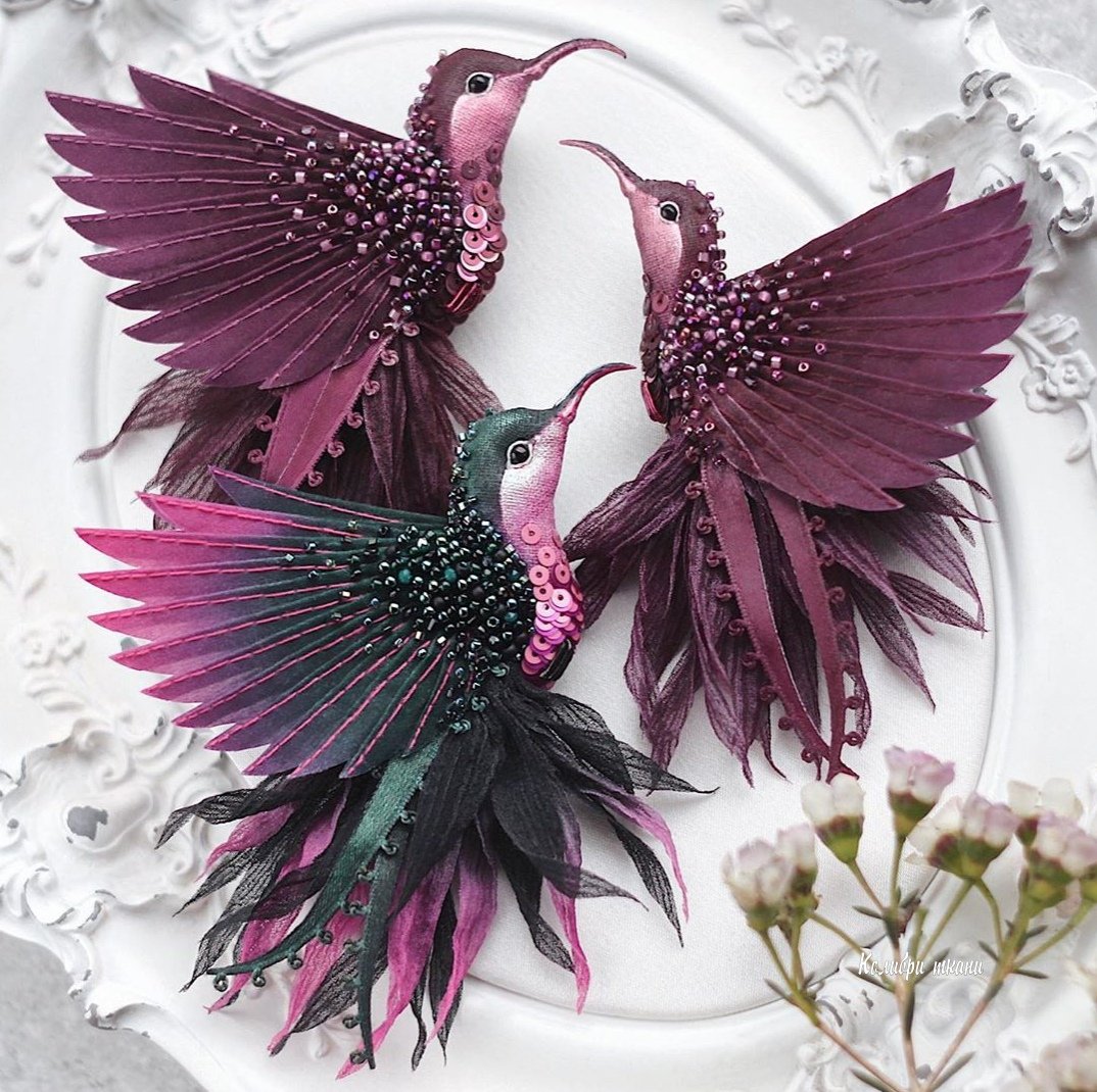 Брошь Мулен Руж