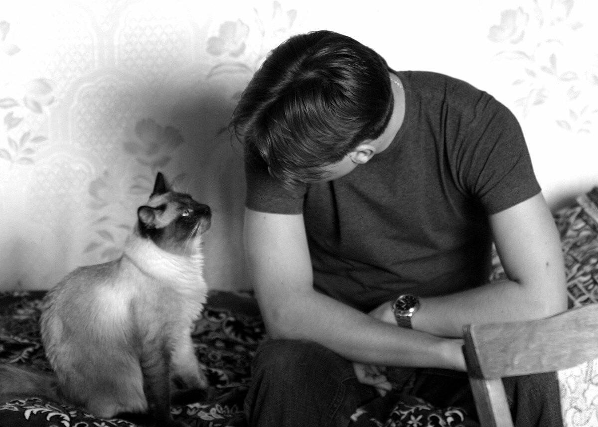 Леонардо ДИКАПРИО идет