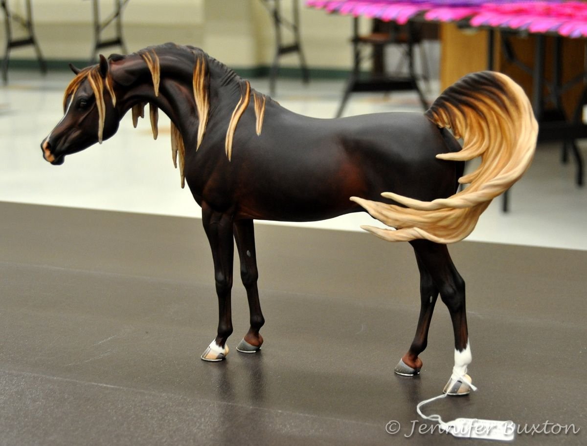 Попа лошади