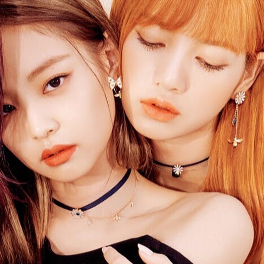 BLACKPINK лиса и Дженни