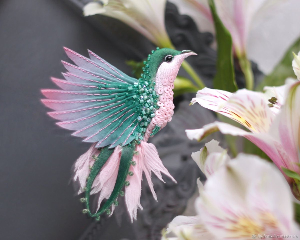 Колибри украшение