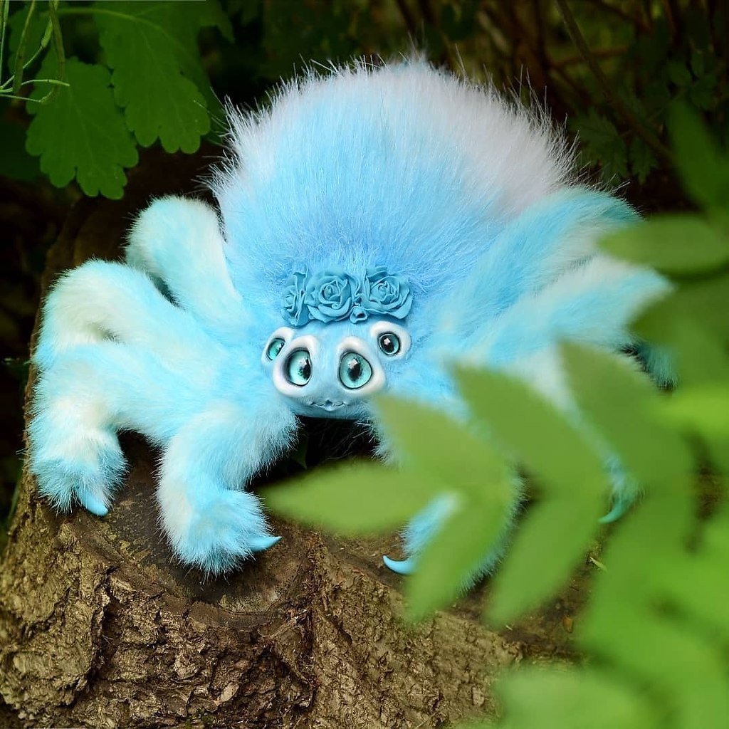 Цветные пауки