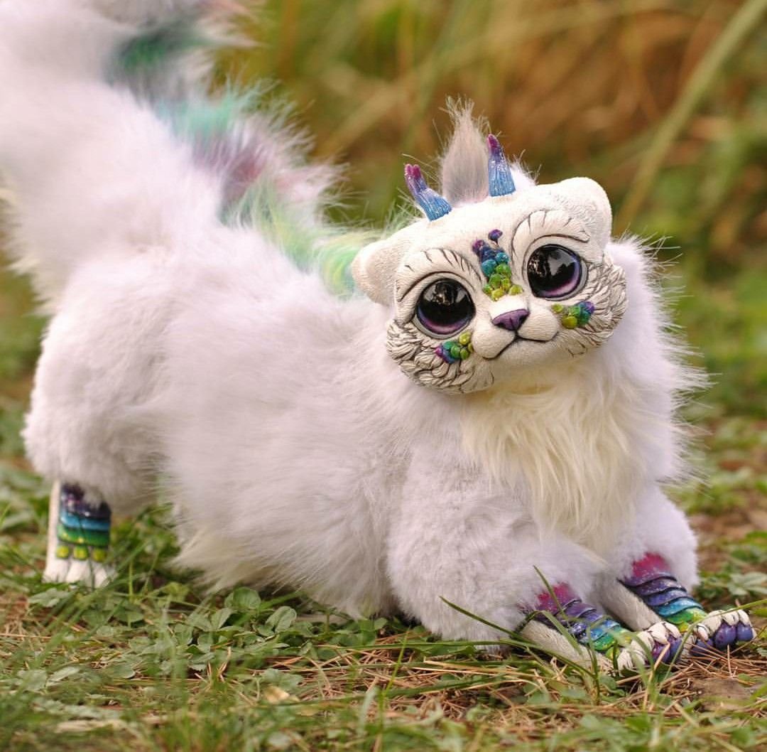 Lisatoms драконы