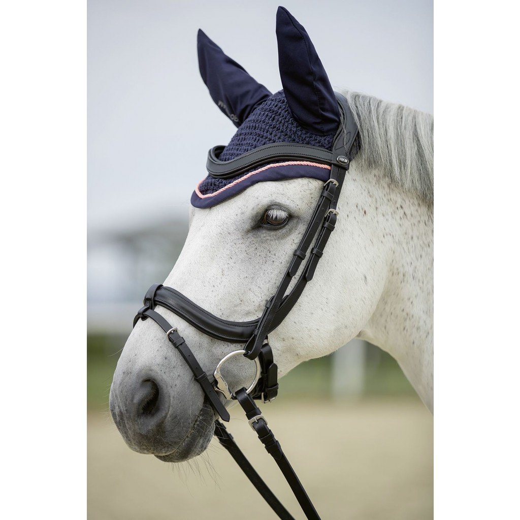 Три лошади фото