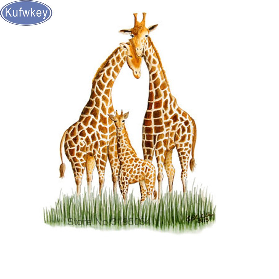 Жирафы семья