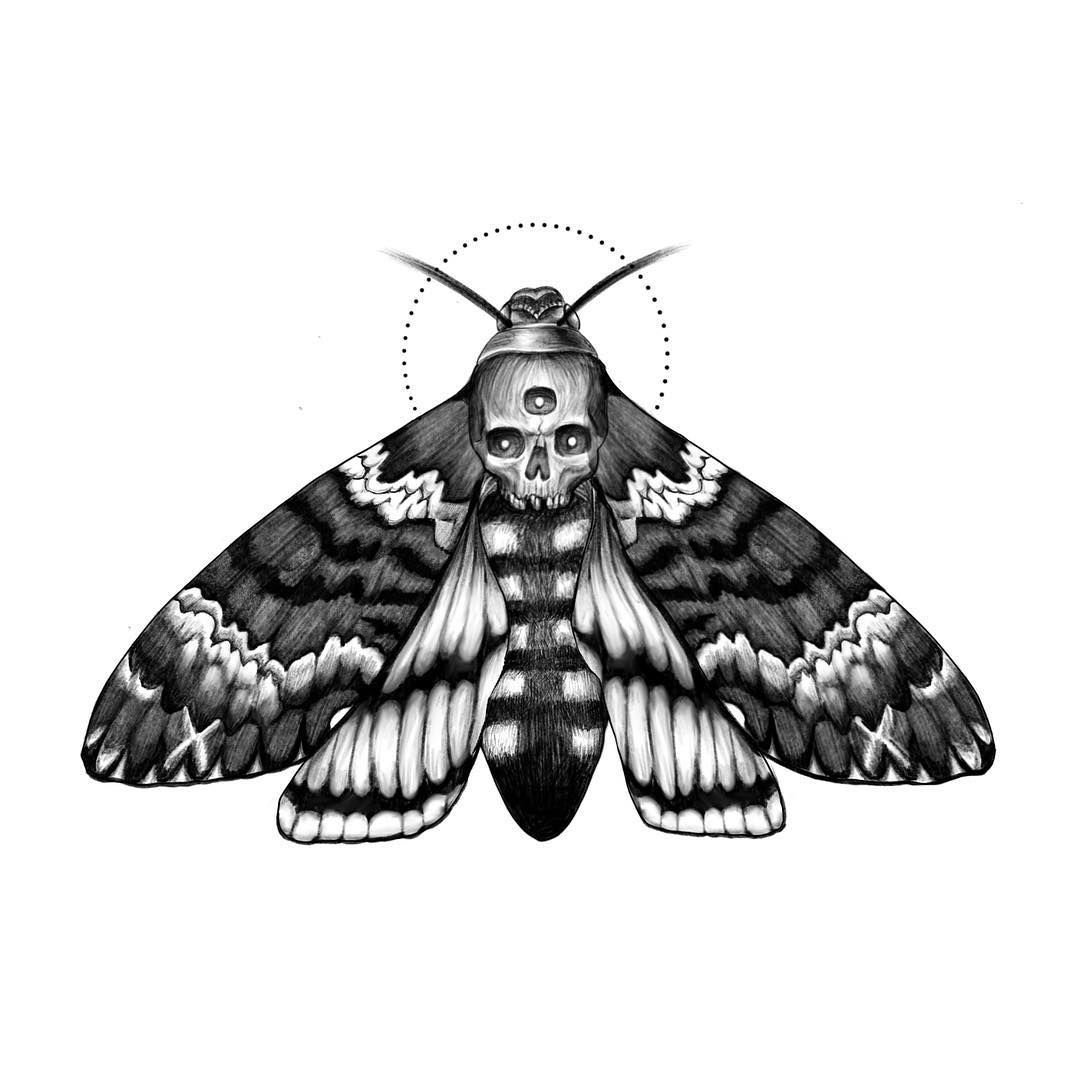 Мотылек Бражник мертвая голова тату
