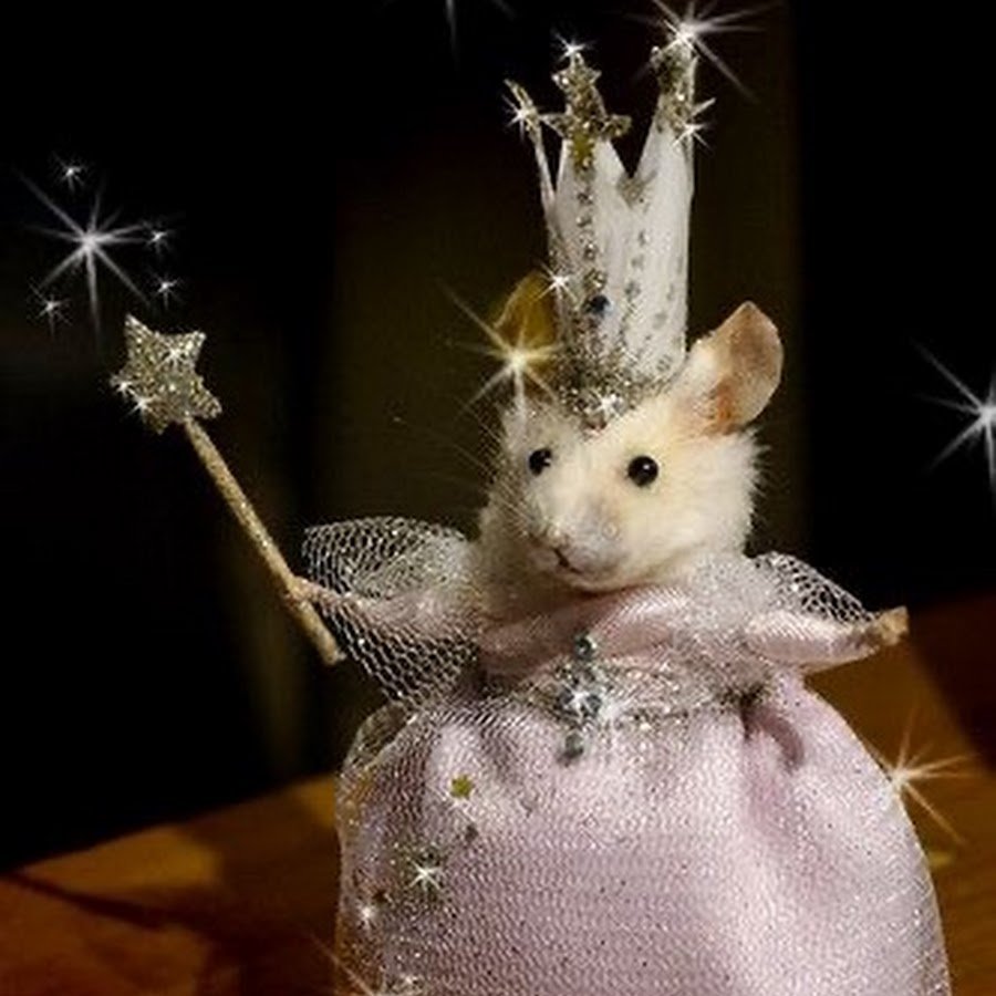 Мышь в платье