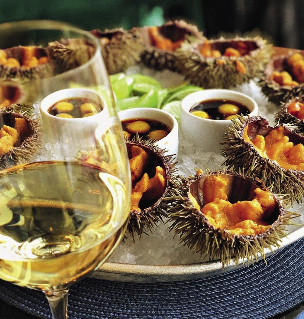 Морской еж в ресторане