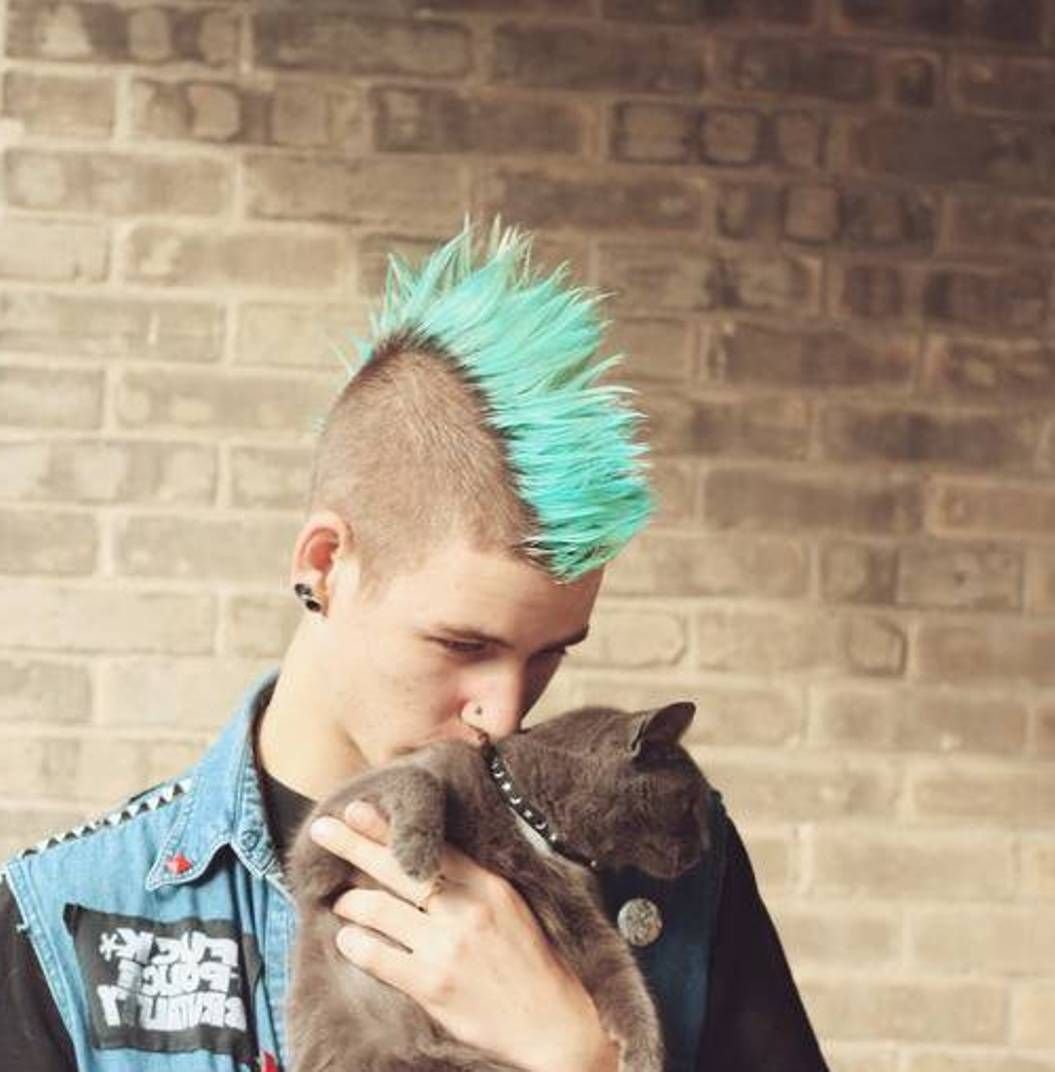 Причёска Ёжик панк