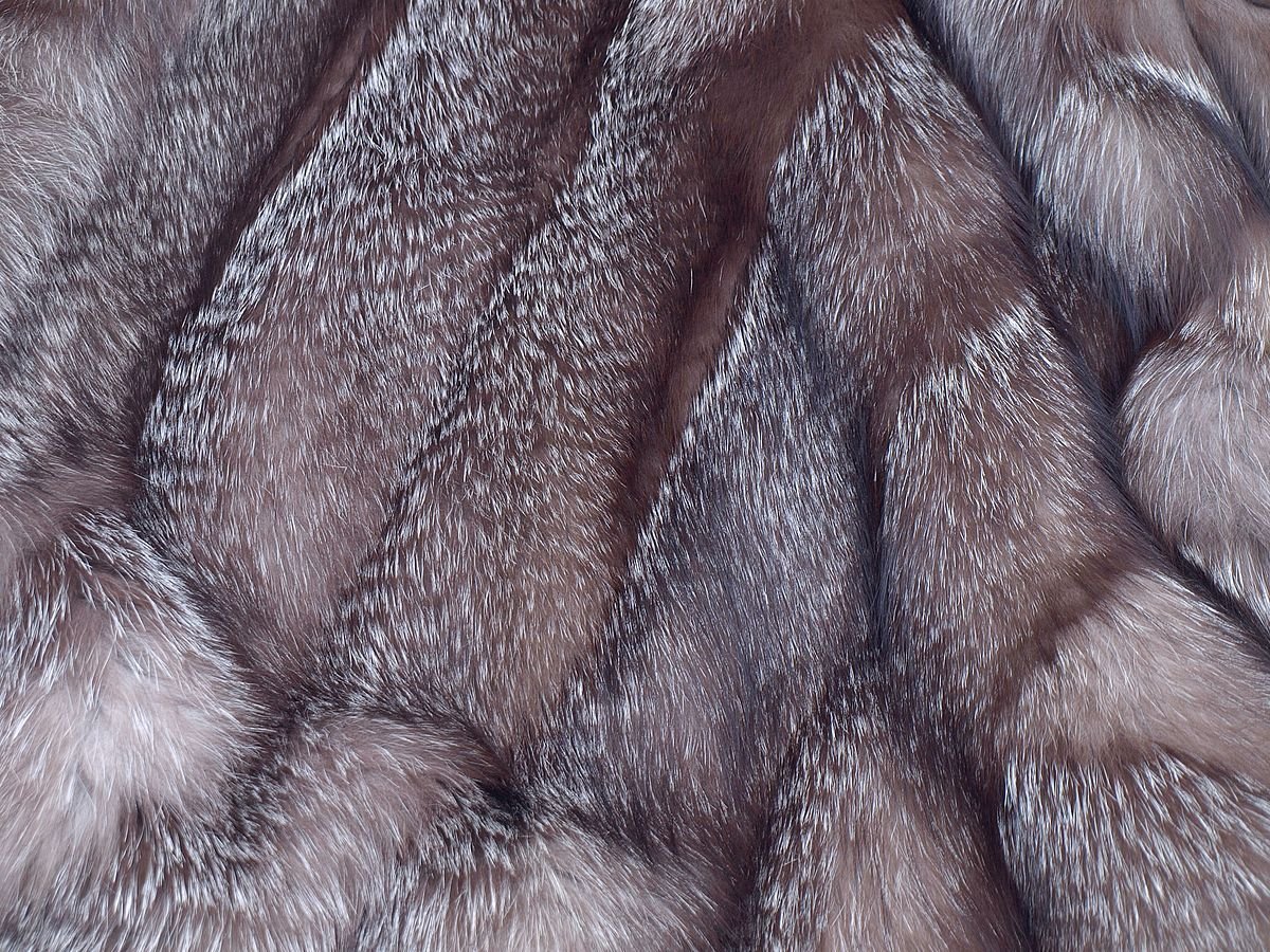 Лисопес мех