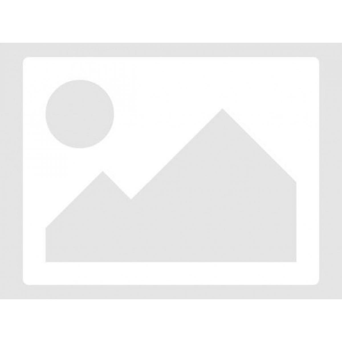 Рыба выпрыгивает из воды