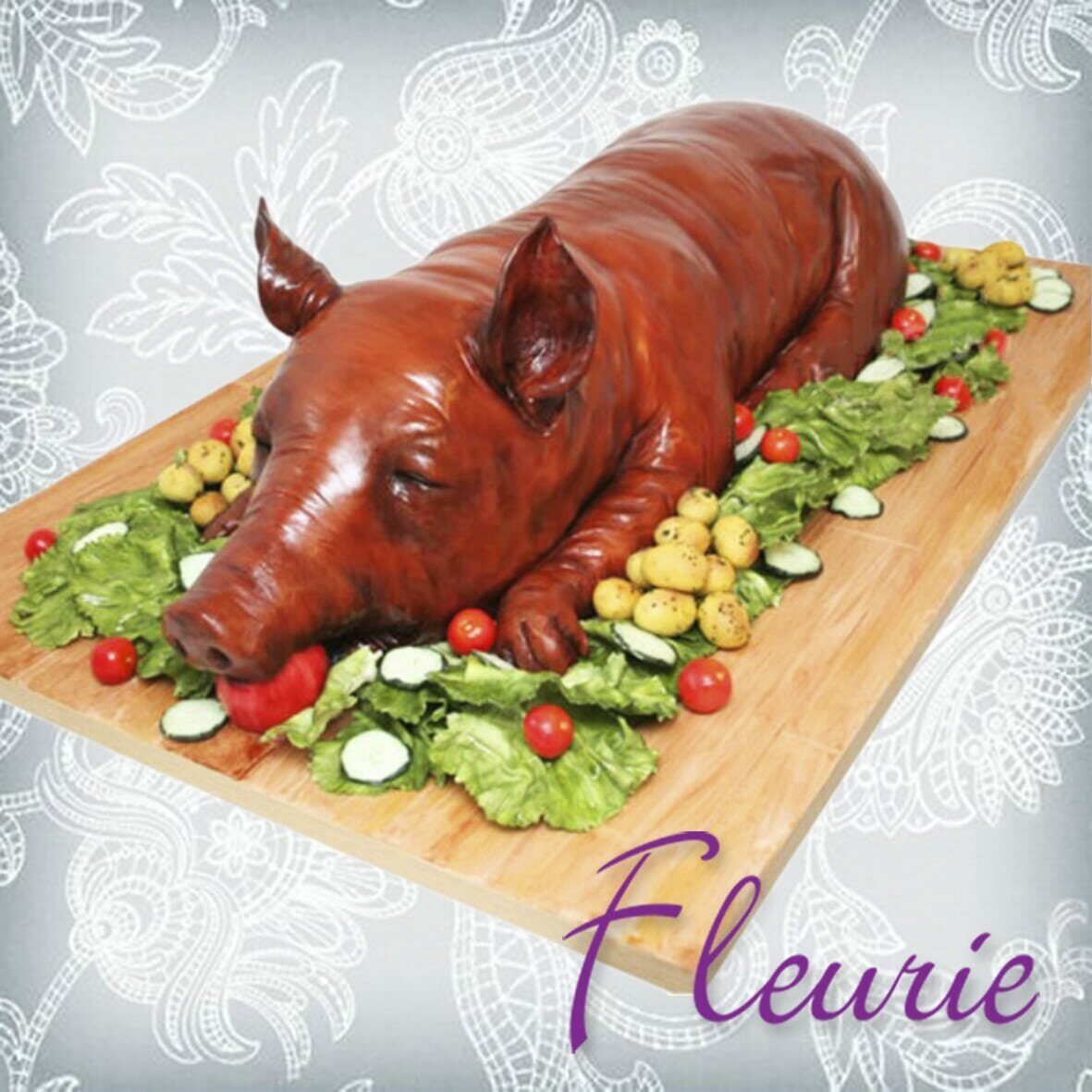 Свинья на подносе