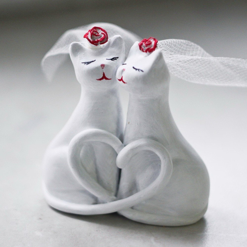 Кошки жених и невеста