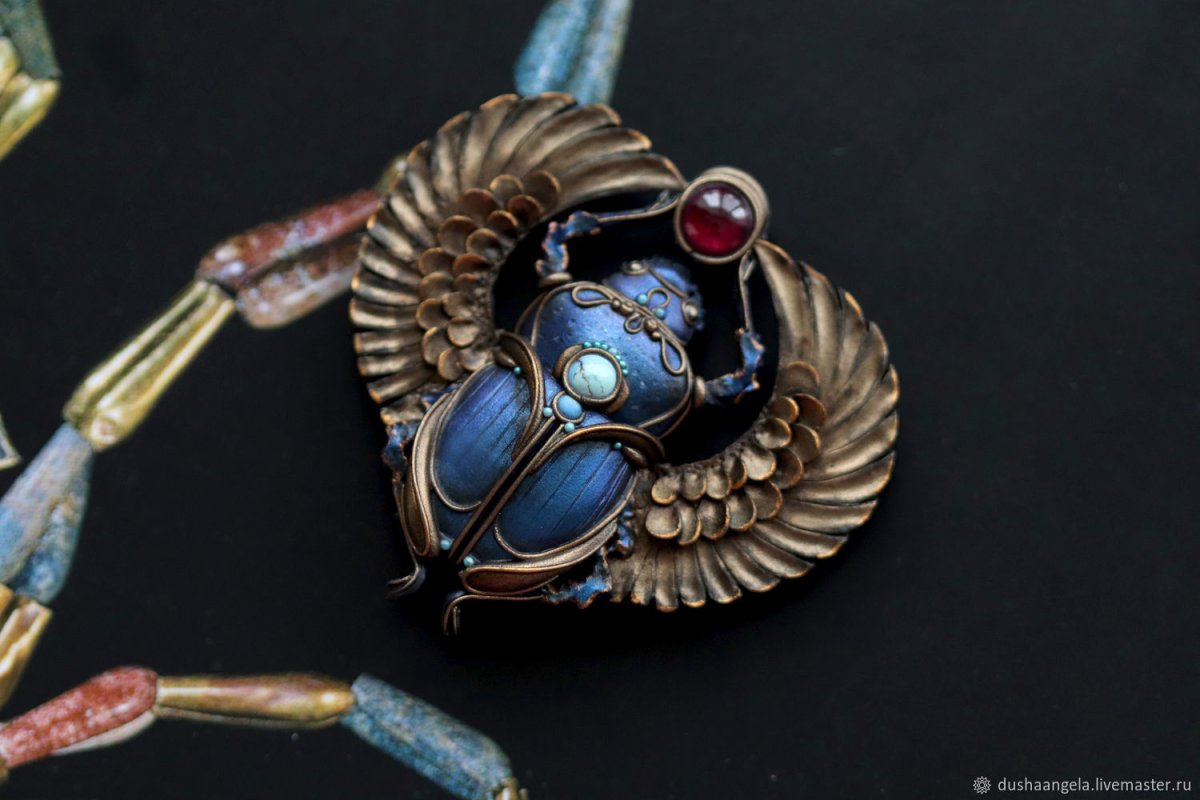 Египет Карнакский храм скарабей