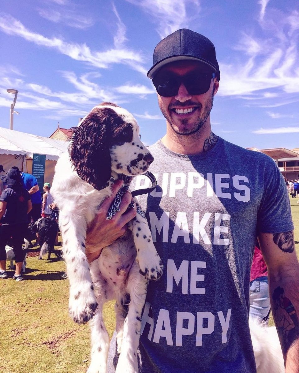 Парень с собакой Инстаграм