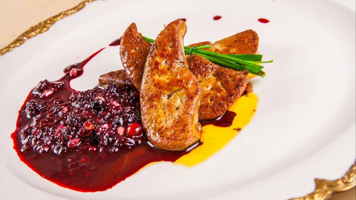 Вагю и фуагра суши