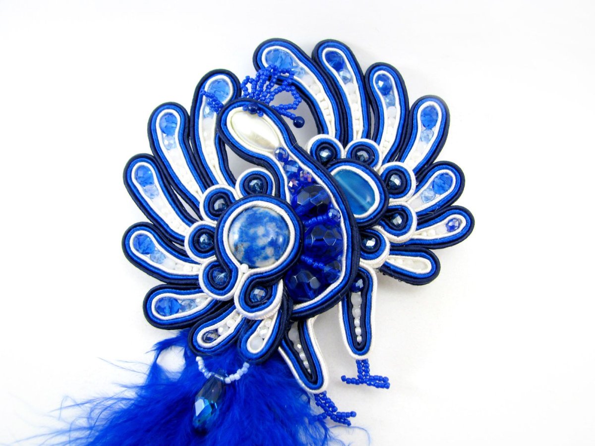 Сутажная брошь Гжель