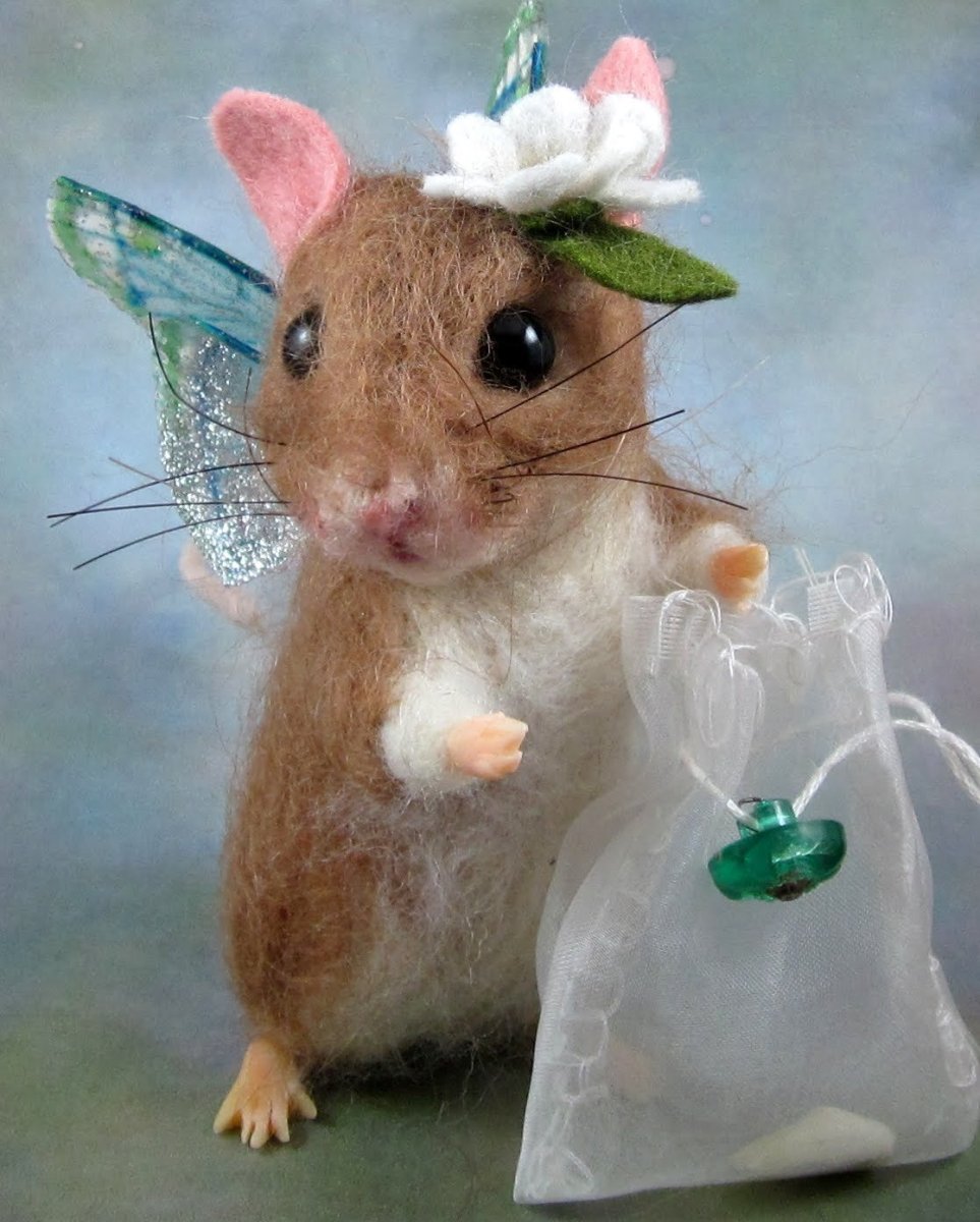 Хомяк рукодельницы