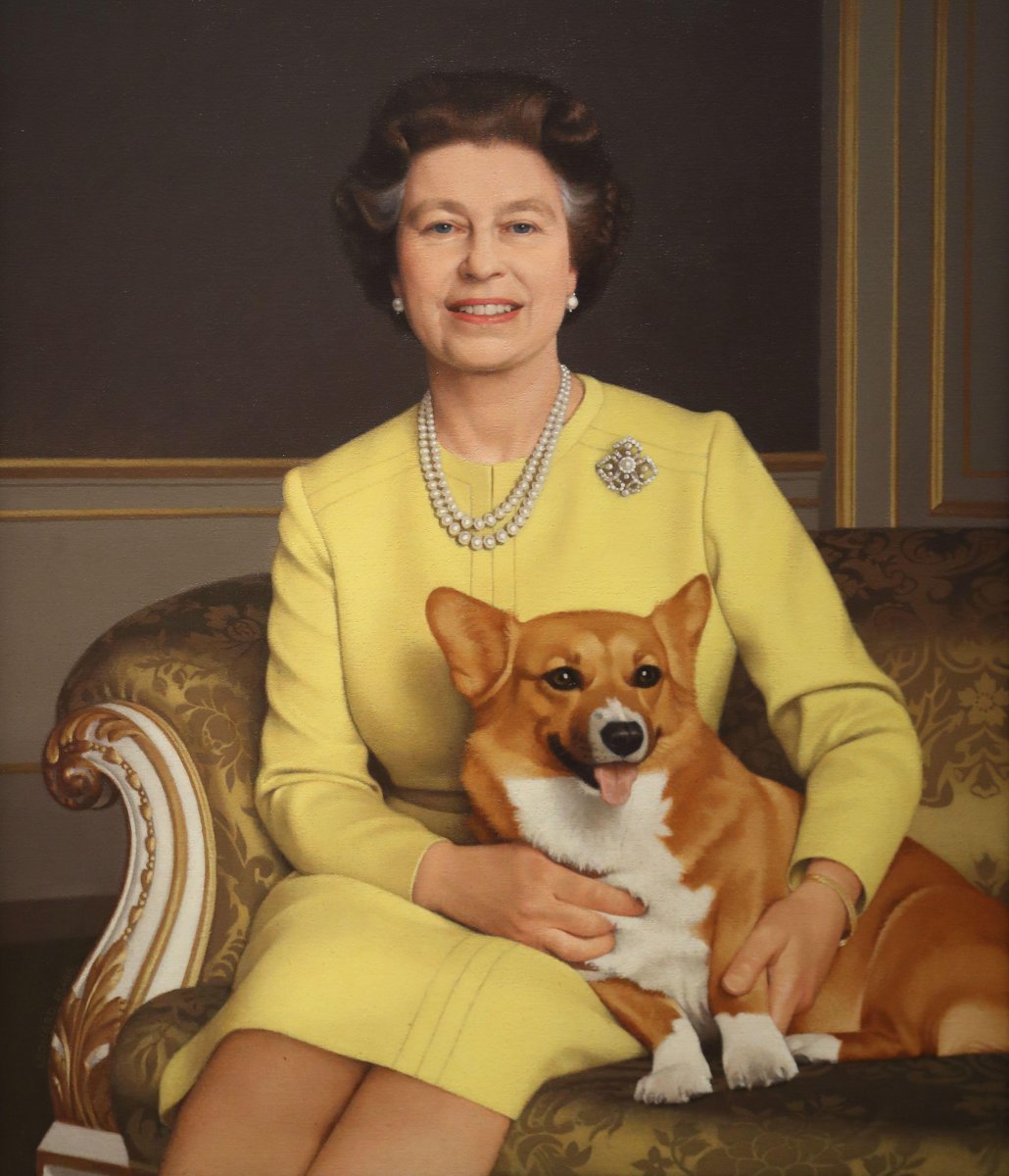 Вельш корги пемброк Королева Англии