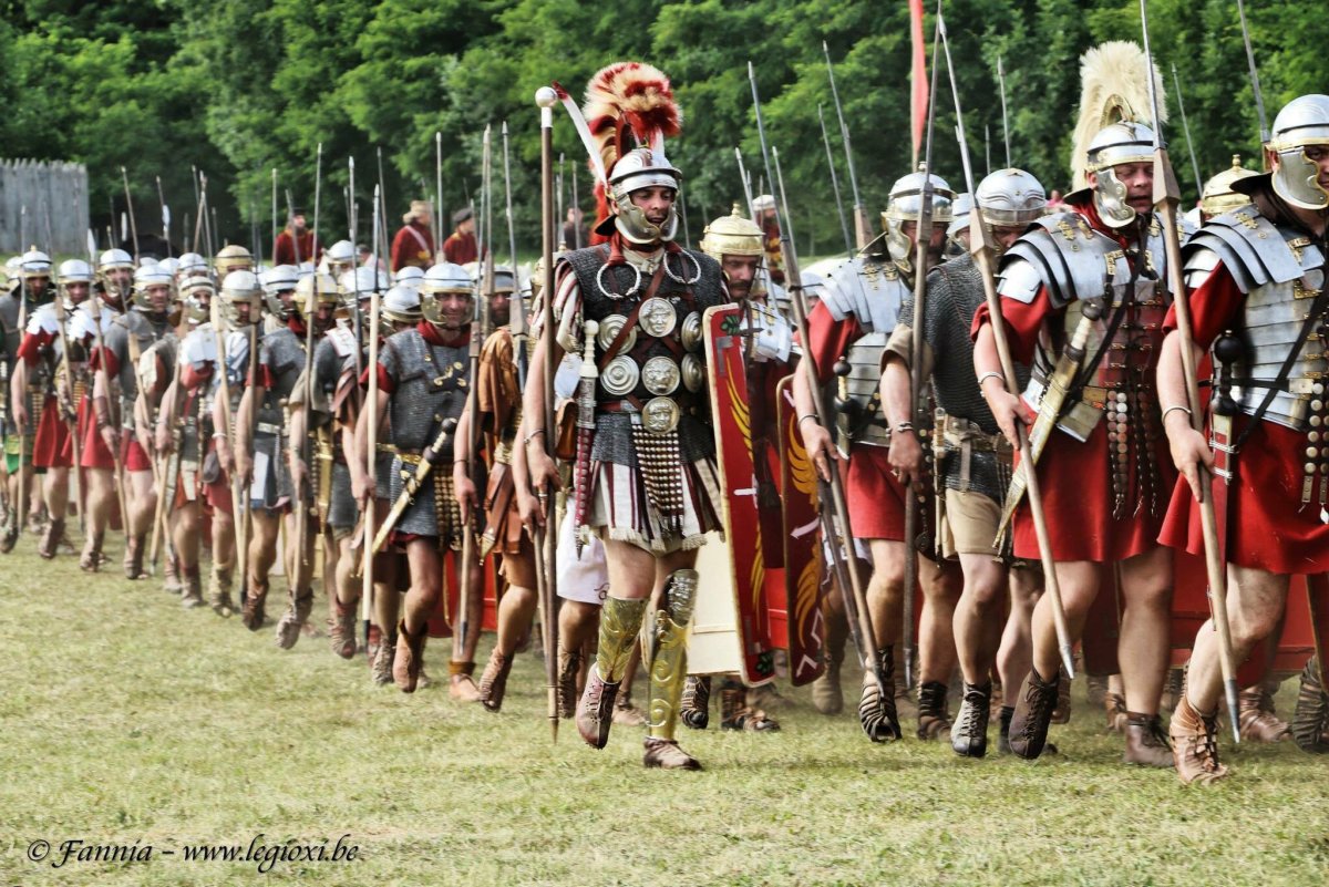 Знаменосец легиона Рим