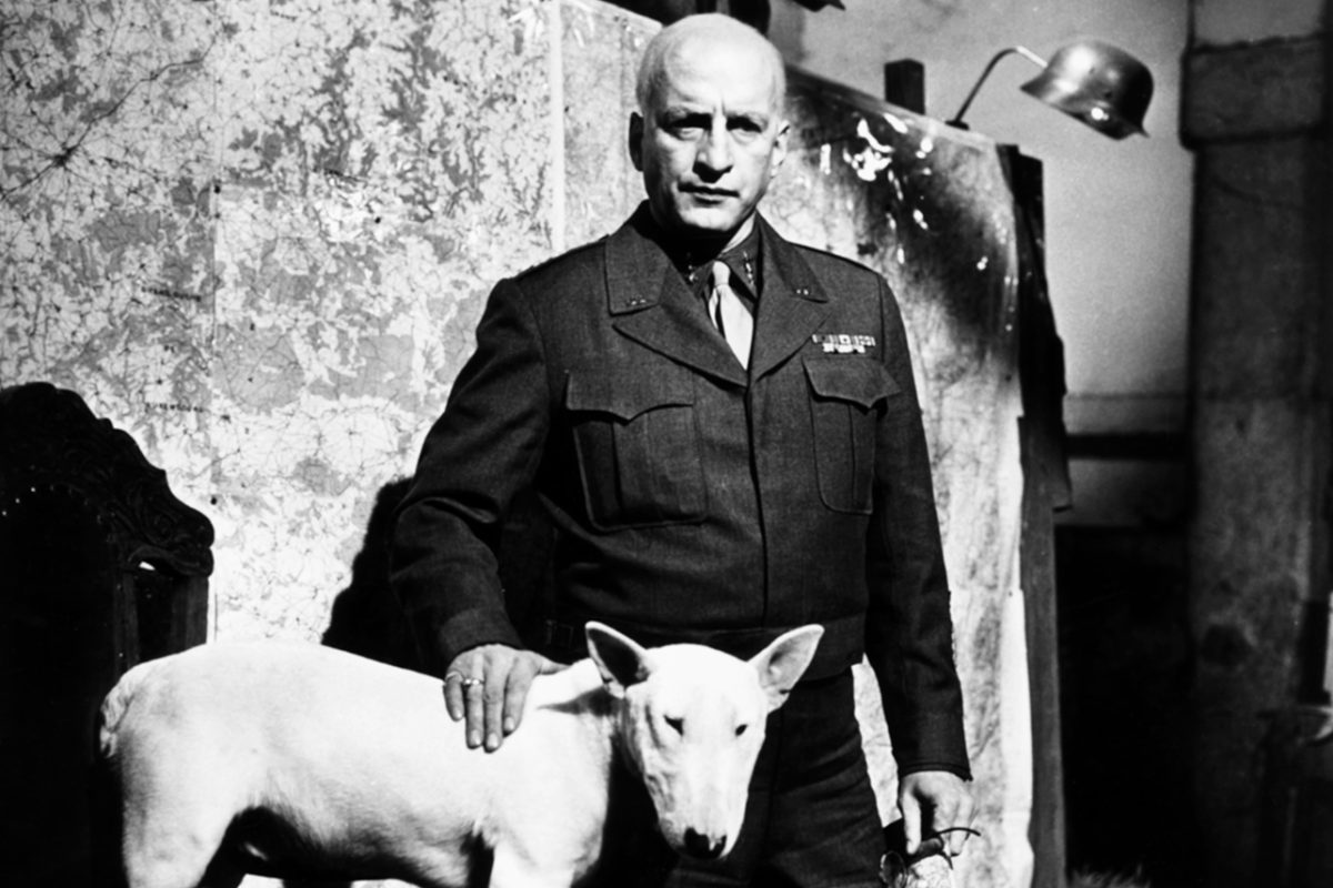 Генерал Паттон и его бультерьер