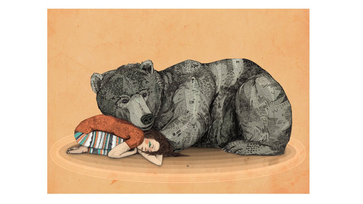 Медведь спит калачиком