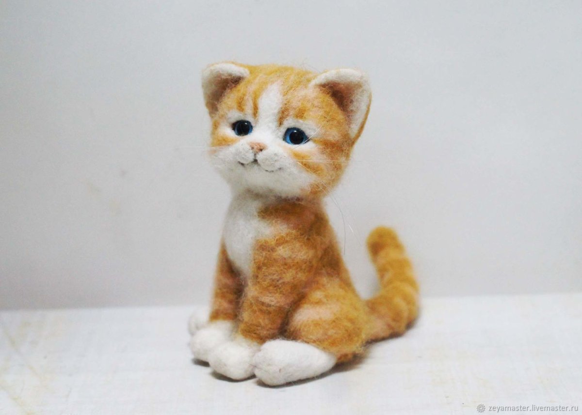 Мягкая игрушка рыжий котенок