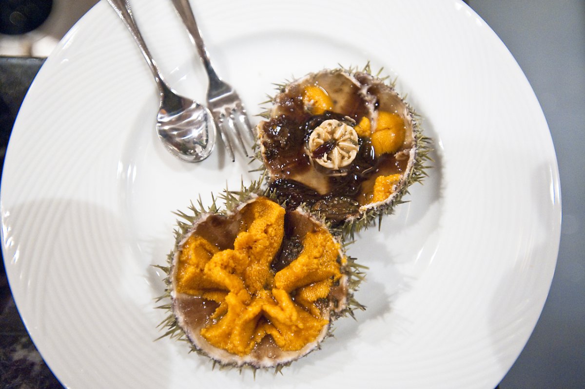 Морской еж деликатес