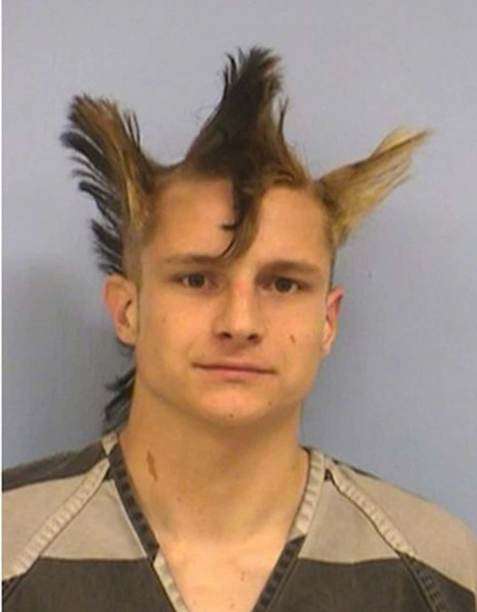 Петушиная прическа