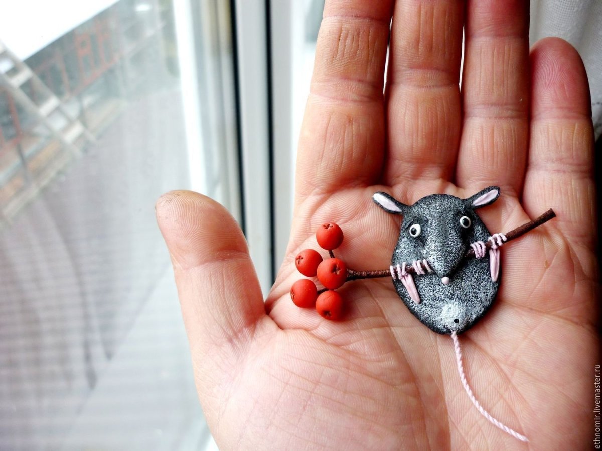 Брошь из полимерной глины