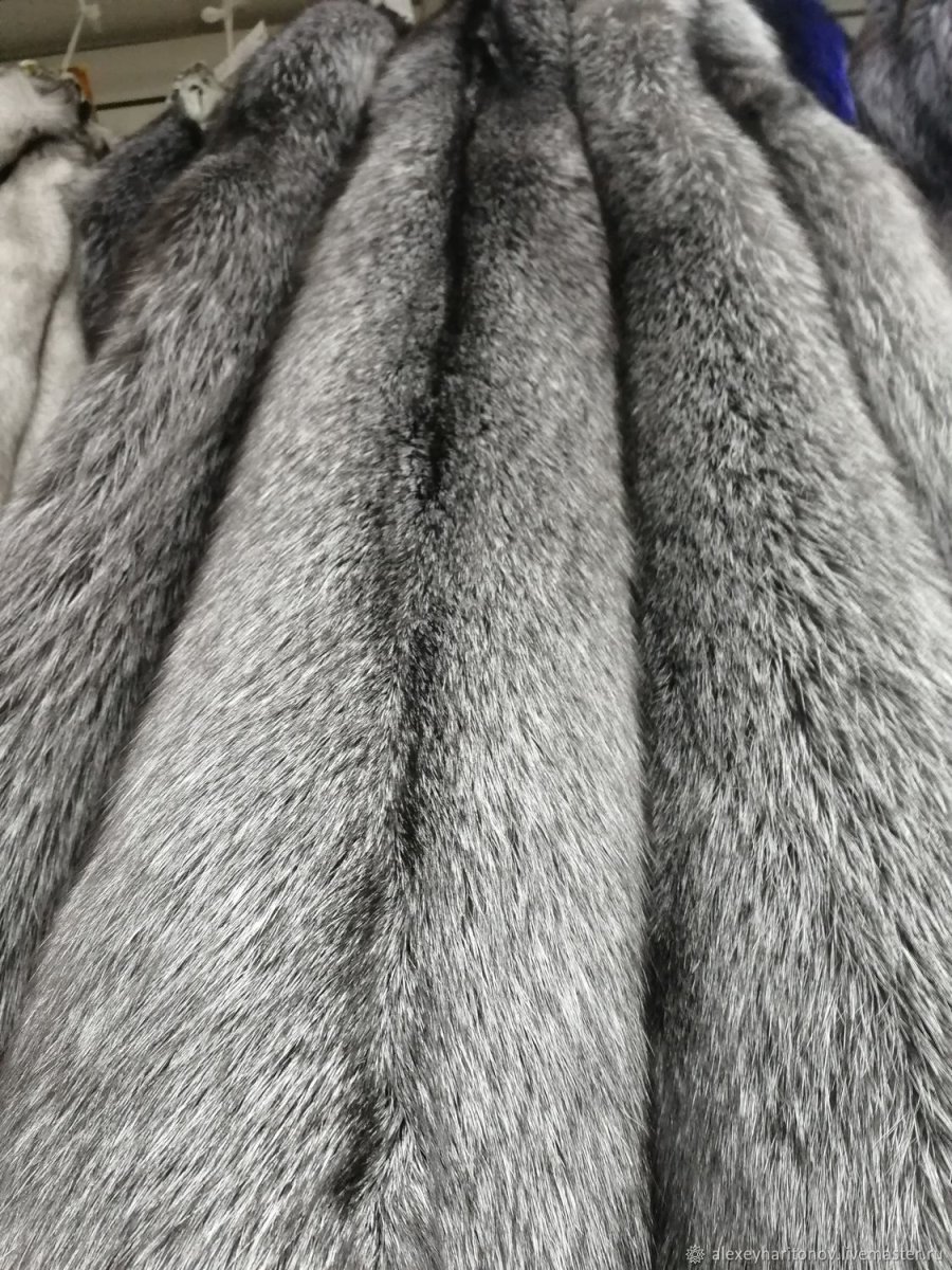 Шкурки песца блюфрост