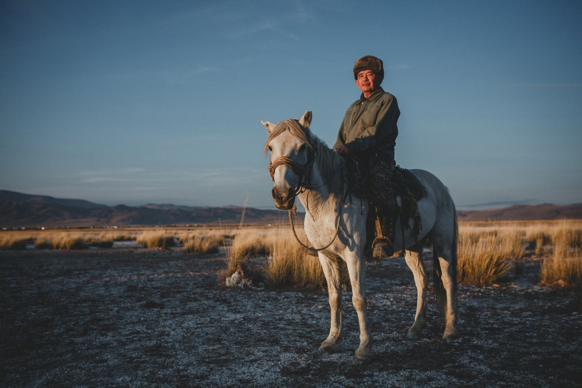 Казах на лошади