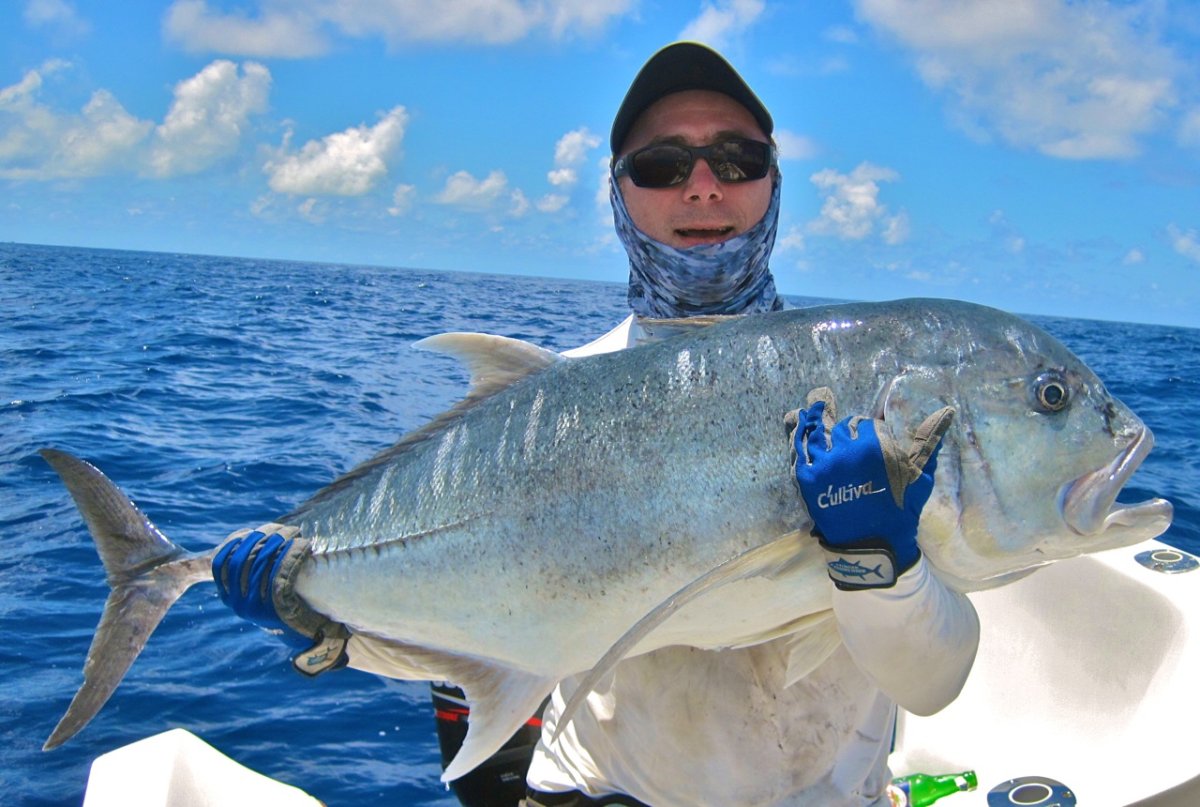 Гигантский каранкс