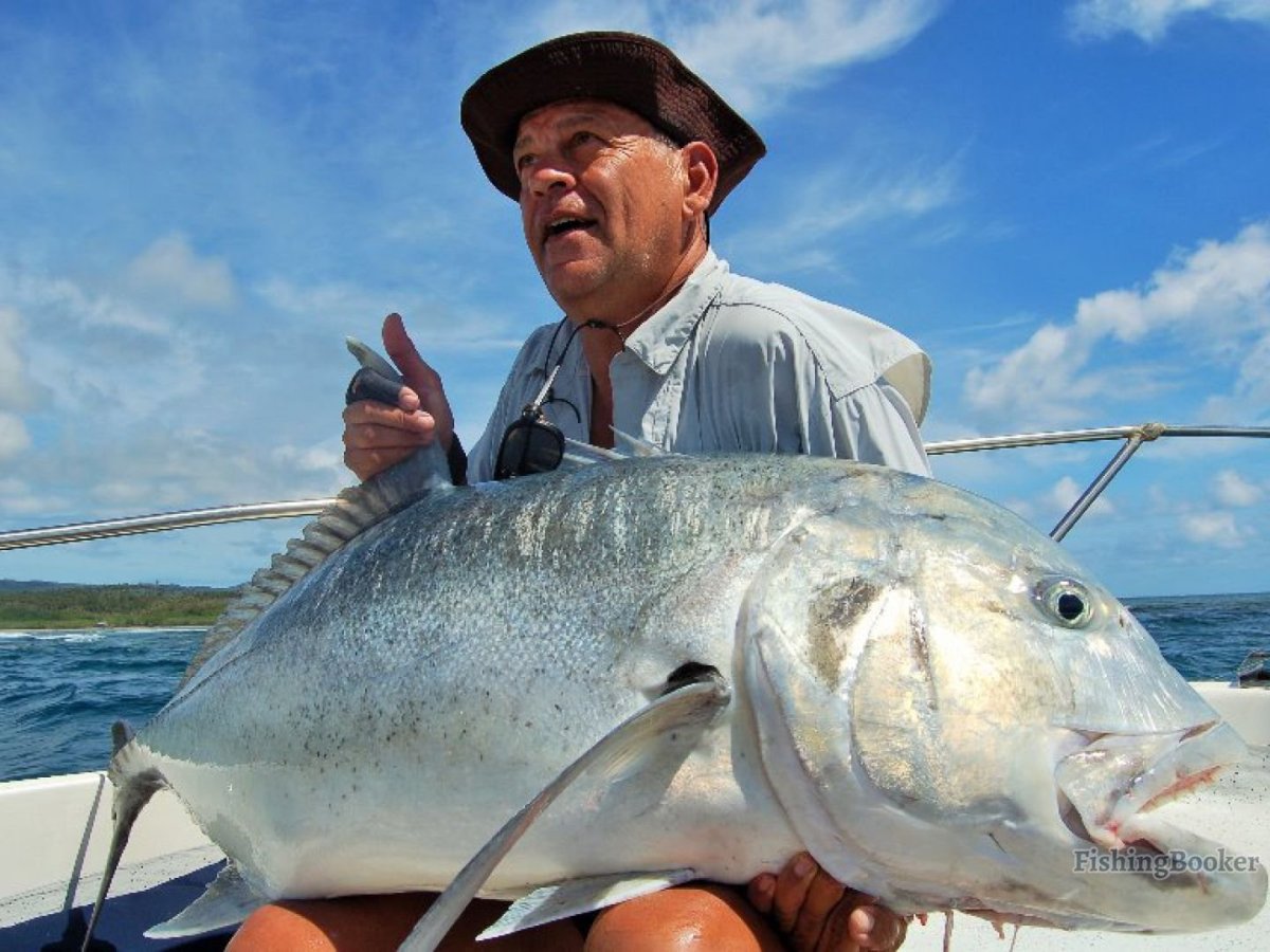 Гигантский каранкс рыба