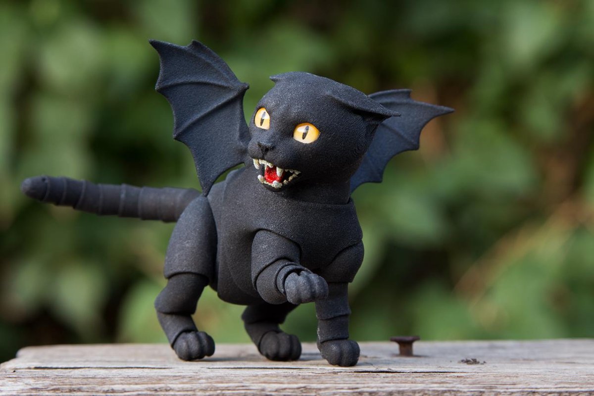 Кошка вампир игрушка