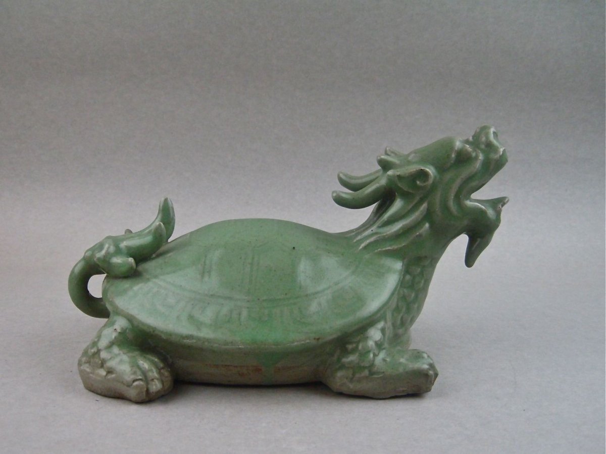 Фигурки из селадона Китай