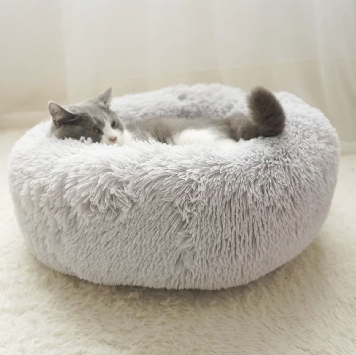 Мягкие лежанки для кошек