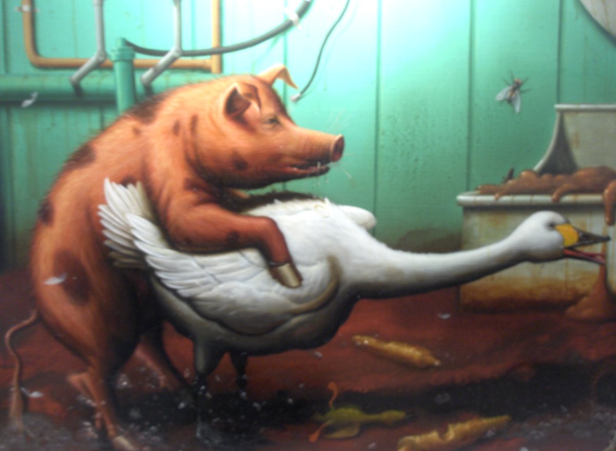 Ворона ворует