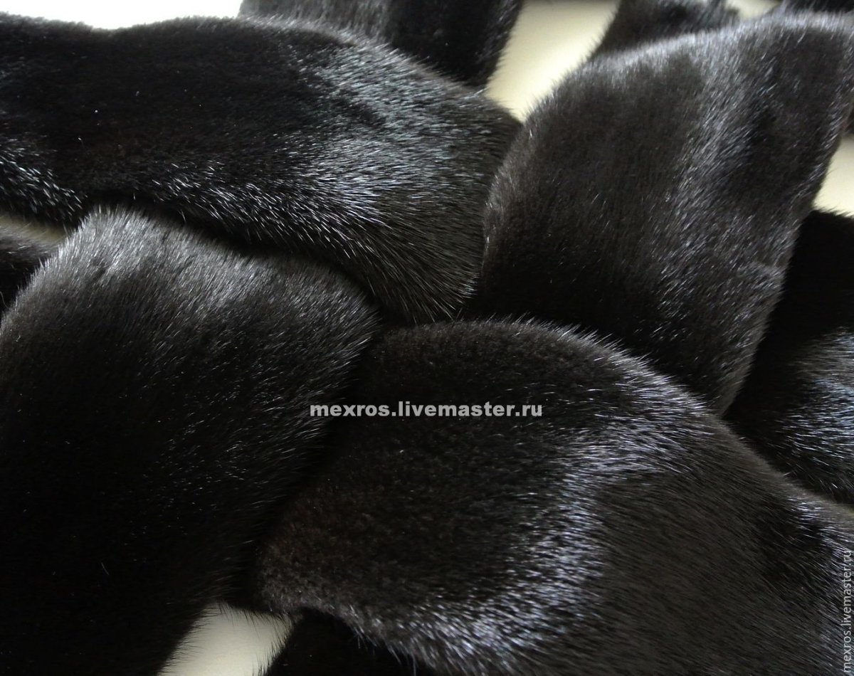 Норка стандартная черная