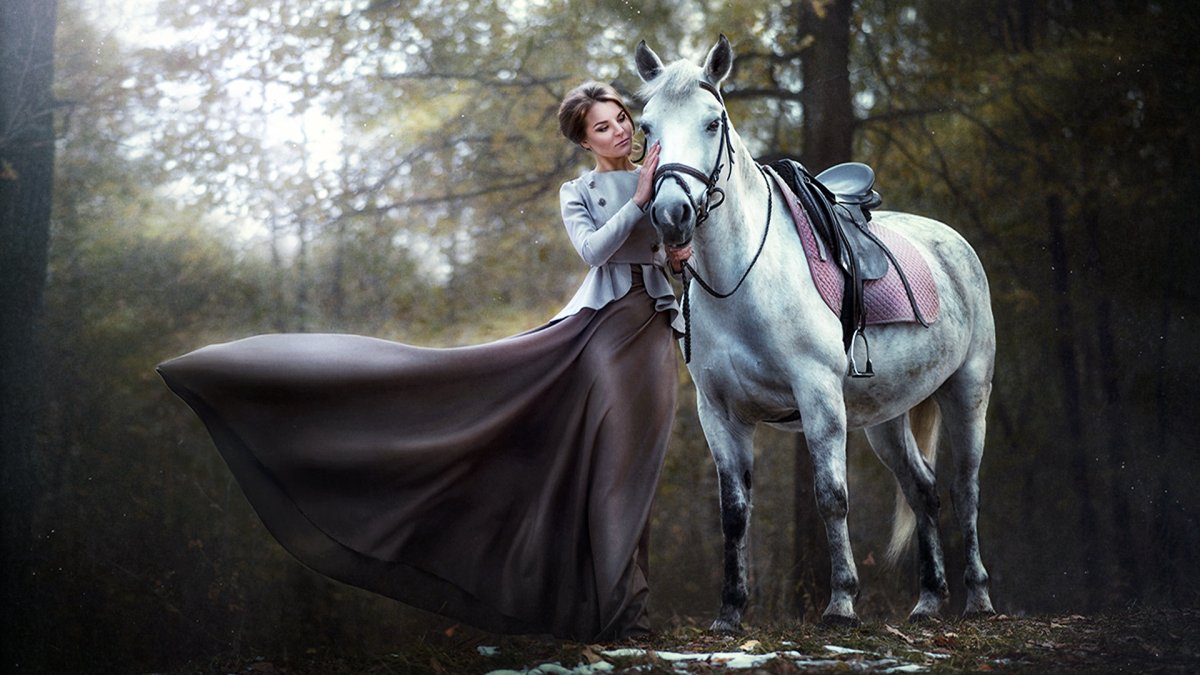 Амазонки на конях