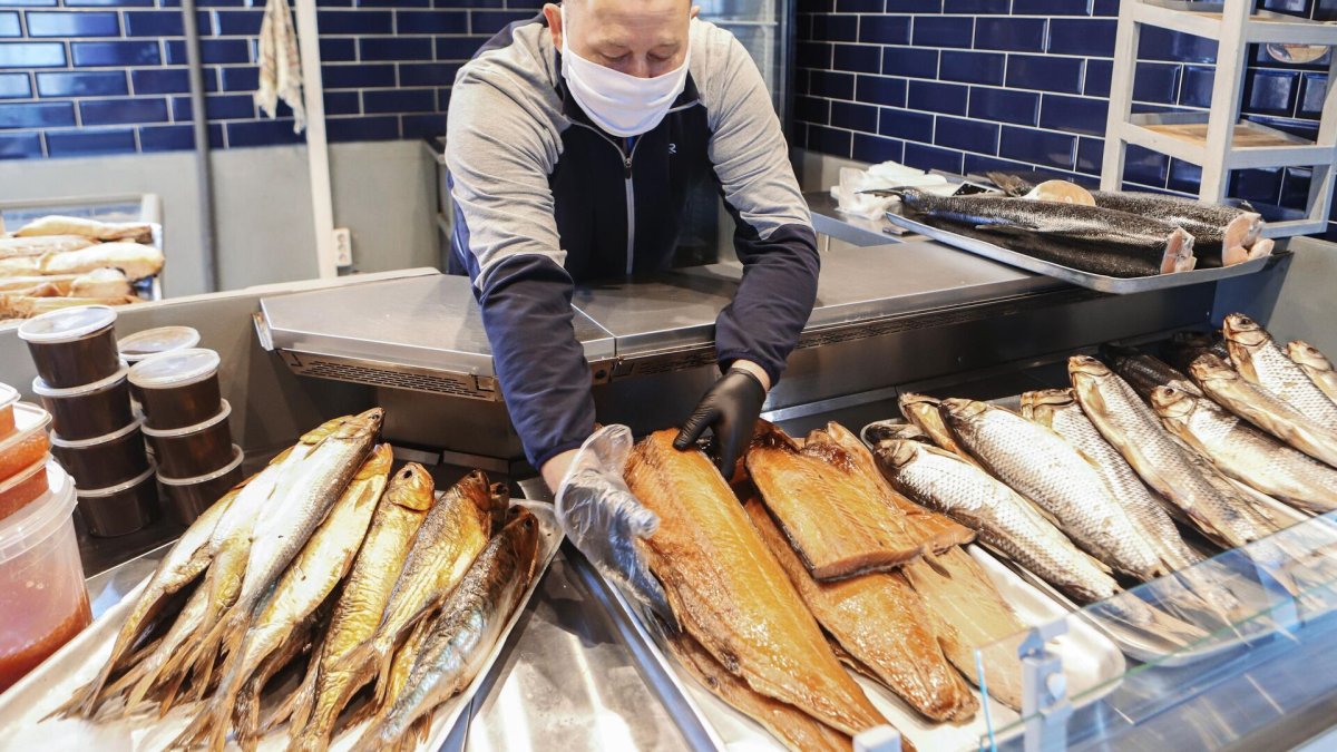 Рыбный отдел в магазине