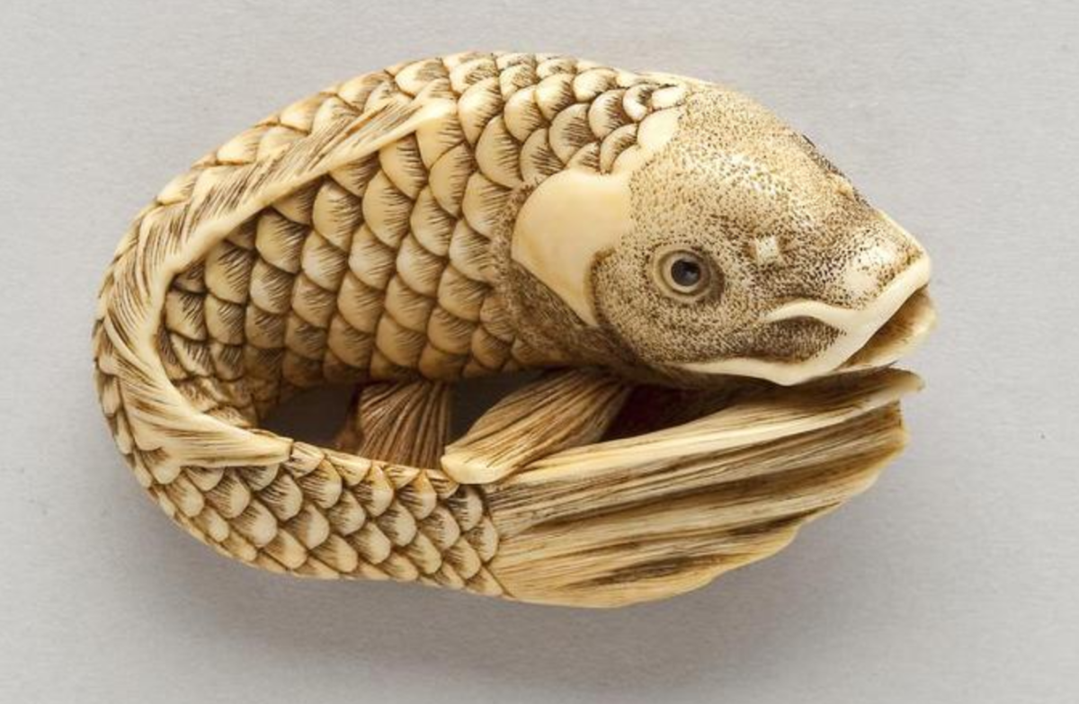 Нэцкэ рыбка