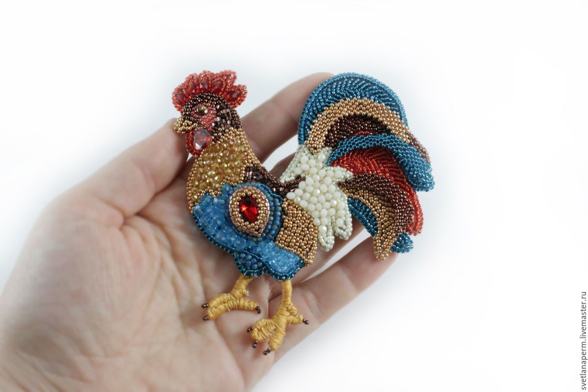 Петух на черном фоне