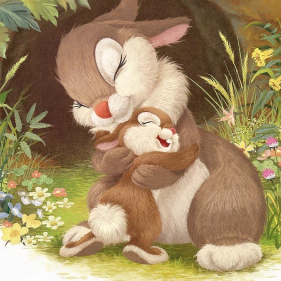 Маленький Зайчонок улыбнулся маме