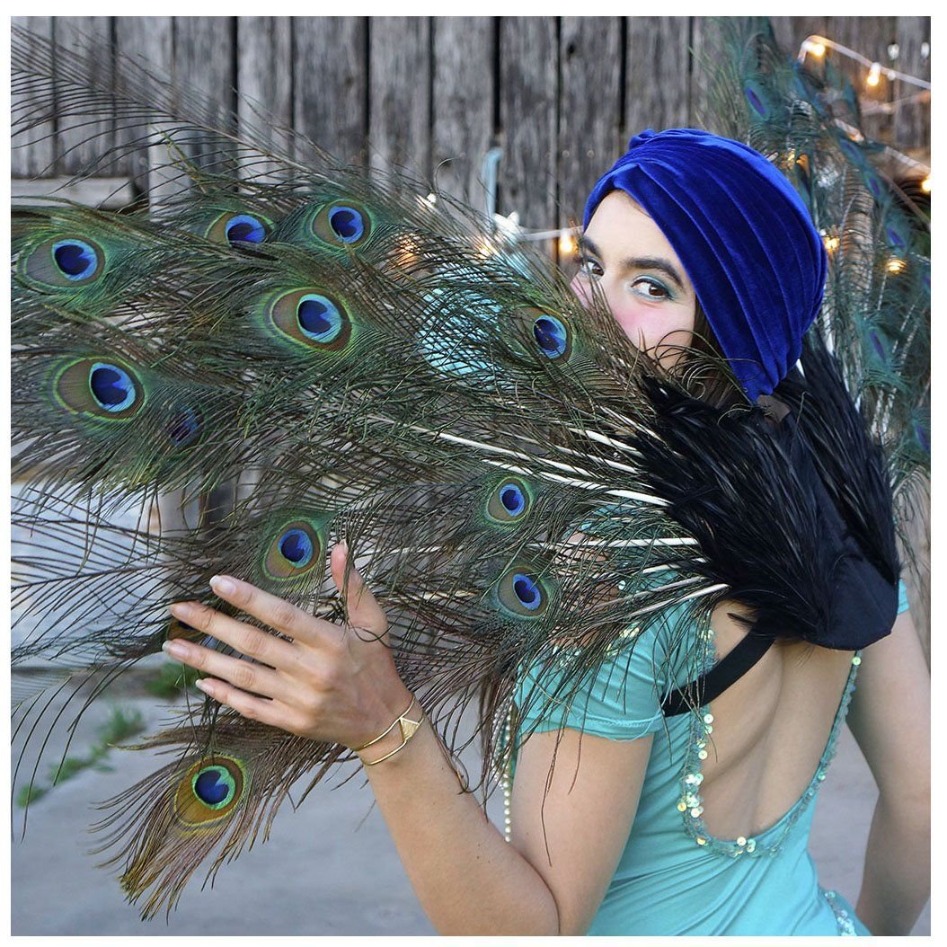 Фотосессия с павлином