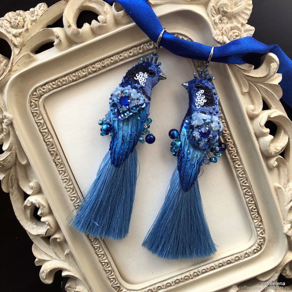 Украшение с ультрамарином