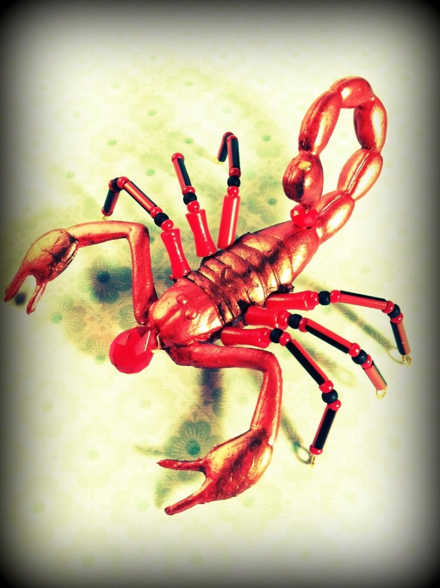 Паук с клешнями