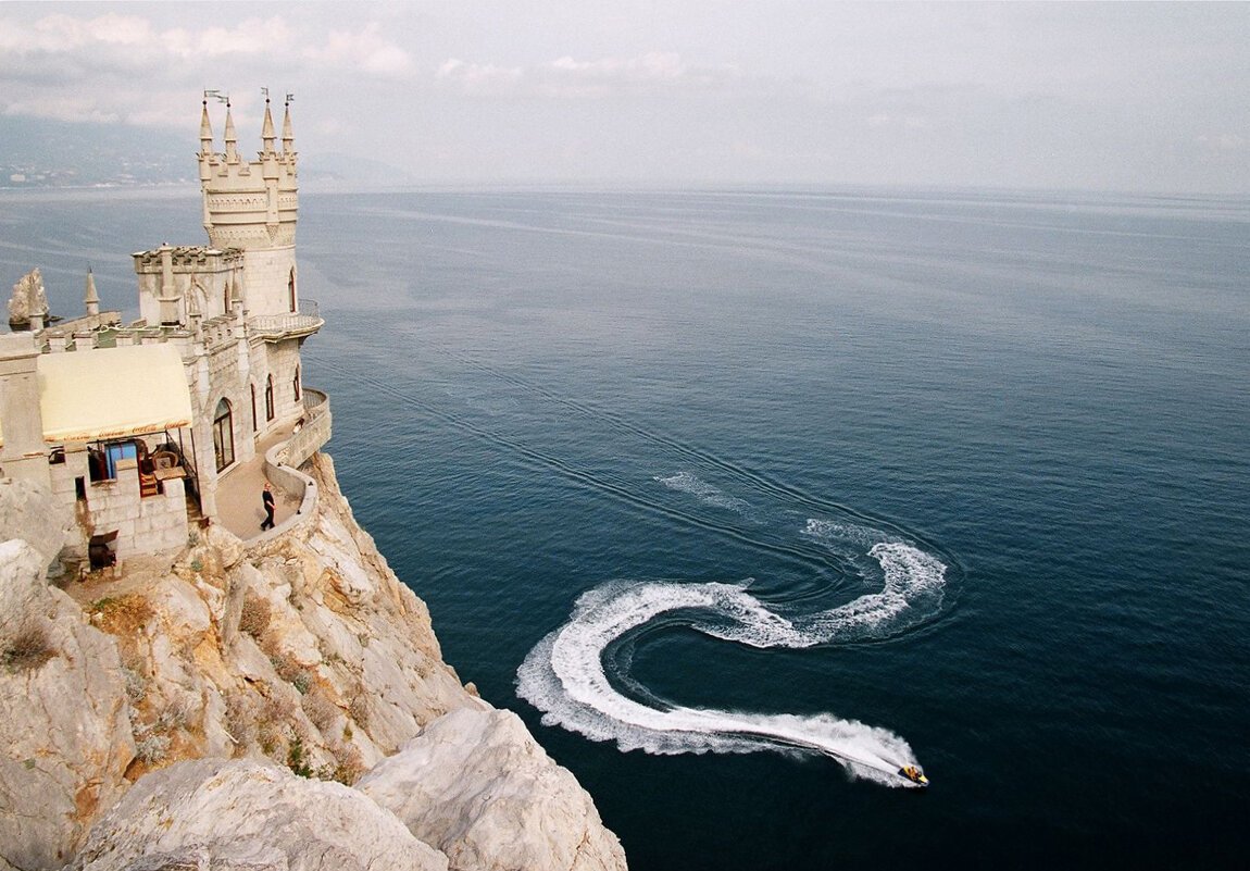 Ласточкино гнездо в Крыму миф