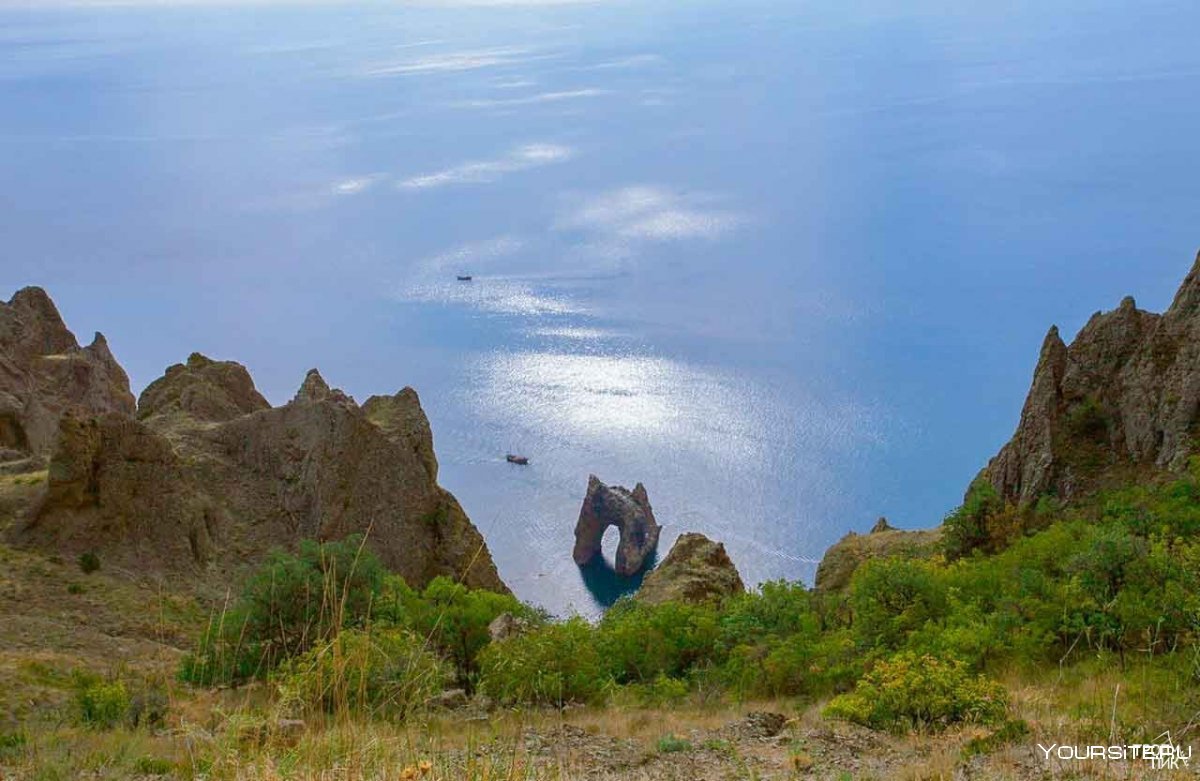 Вулкан Карадаг в Крыму